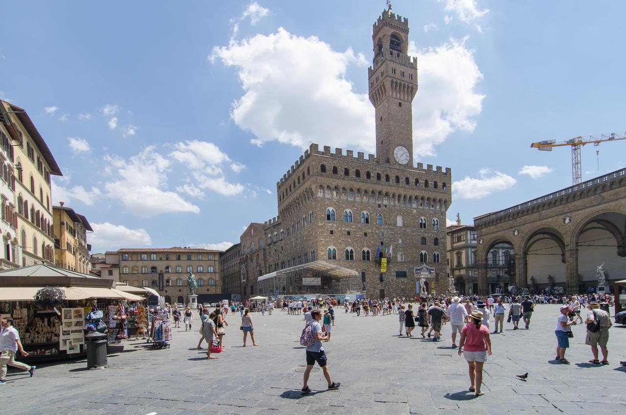 Authentic Flat In The City Center Florenz Exterior foto